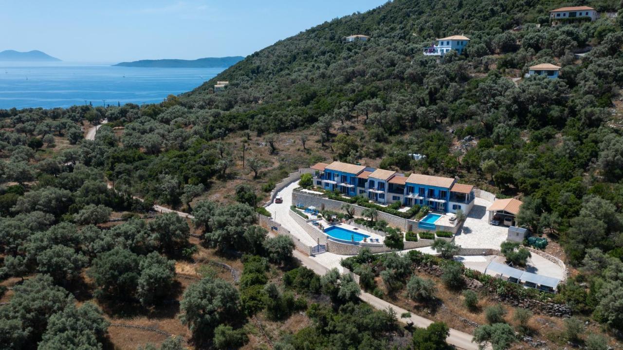 Villas Amantea- Four Villas With Big Pool And Infinity Pool Сивота Экстерьер фото